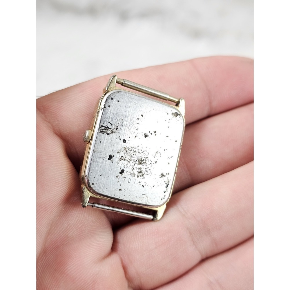 SEIKO QUARTZ MEN'S WRISTWATCH Date Calendar JAPAN MADE 80S VINTAGE - Picture 6 of 8